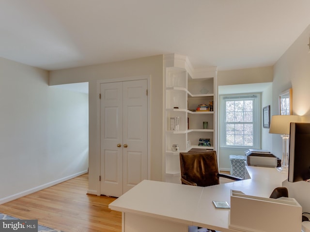 112 E Jefferson St E, Falls Church, VA 22046 - office space featuring light wood finished floors and baseboards