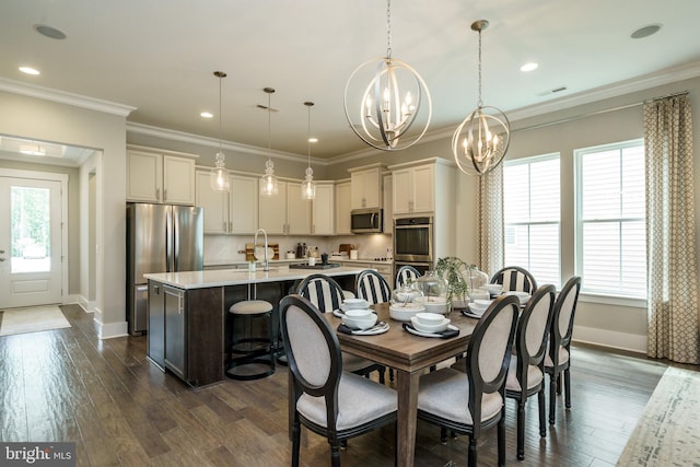 dining room featuring crown molding, dark wood-style floors, baseboards, recessed lighting, and a notable chandelier