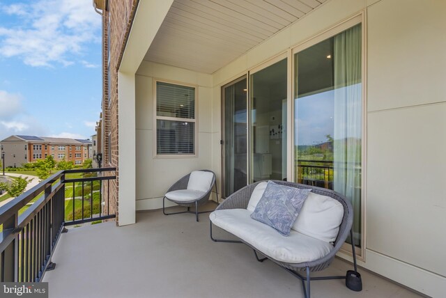 5510 Woodyard Rd, Upper Marlboro, MD 20772 - view of balcony