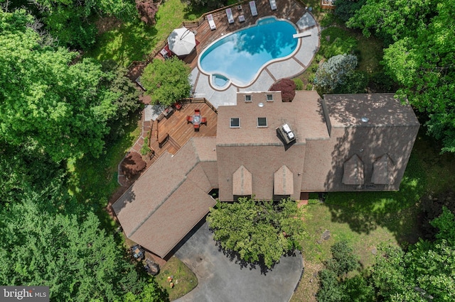 3 Hickory Ln, Chadds Ford, PA 19317 - aerial view of property and surrounding area with a pool area