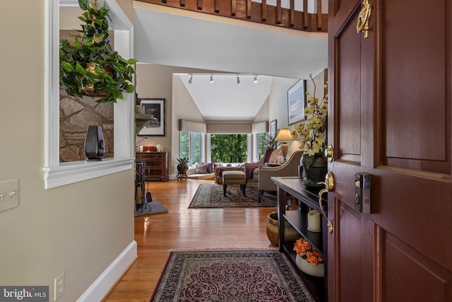 3 Hickory Ln, Chadds Ford, PA 19317 - entrance foyer with baseboards, light wood-style floors, and vaulted ceiling