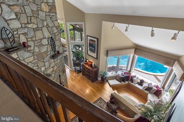 3 Hickory Ln, Chadds Ford, PA 19317 - living room with wood finished floors, vaulted ceiling, and baseboards