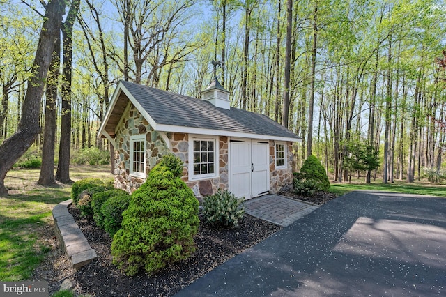 4064 Howell Rd, Malvern, PA 19355 - garage with a shed