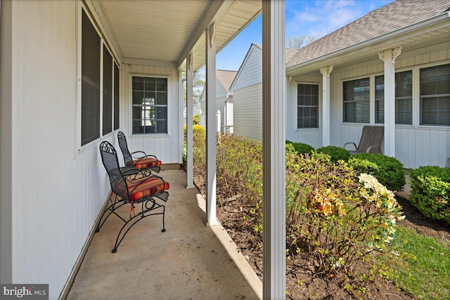 view of patio / terrace with covered porch