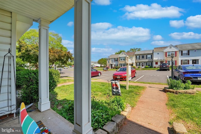 view of yard with a residential view