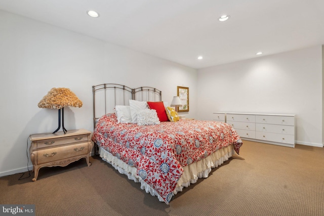 carpeted bedroom with recessed lighting and baseboards