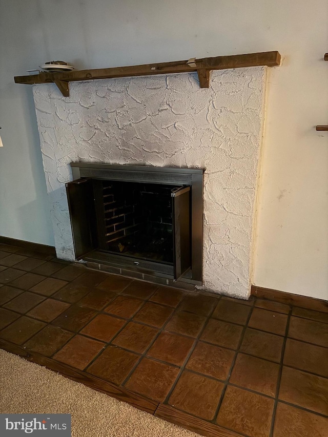 1184 Reservoir Rd, Honey Brook, PA 19344 - detailed view of a fireplace and baseboards