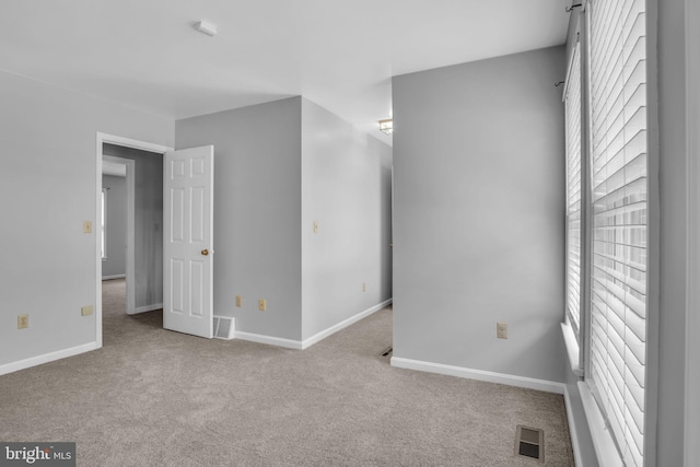 451 Lovell Ct, Hummelstown, PA 17036 - empty room featuring baseboards, visible vents, and carpet