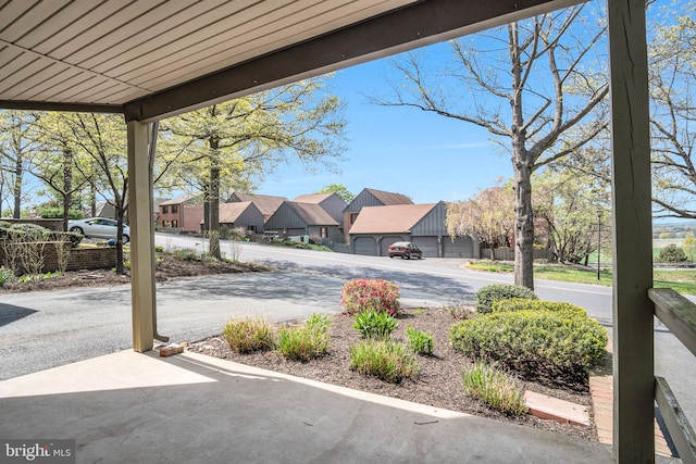 451 Lovell Ct, Hummelstown, PA 17036 - view of yard featuring fence and a residential view