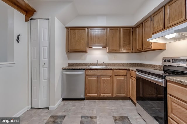 11409 Fruitwood Way Unit 163, Germantown, MD 20876 - kitchen featuring stainless steel appliances, under cabinet range hood, a sink, and brown cabinetry