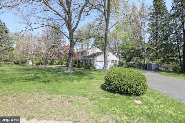 72 Bennett Dr, Doylestown, PA 18901 - view of yard featuring driveway