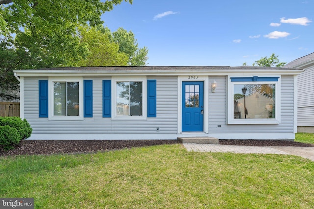 2963 Crystal Palace Ln, Pasadena, MD 21122 - view of front of property with a front lawn