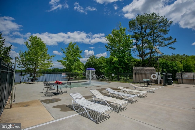 10 Mahon Cir, Ruther Glen, VA 22546 - view of patio with a community pool