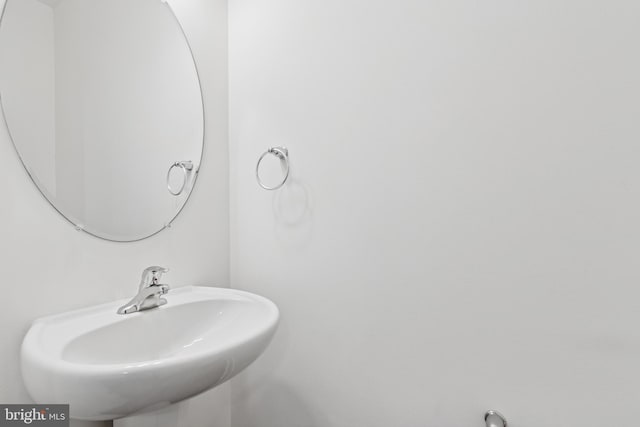 199 Holstein Dr Unit 117, Hanover, PA 17331 - bathroom featuring a sink