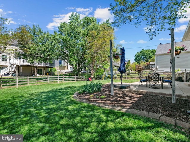 2322 Golden Chapel Rd, Odenton, MD 21113 - view of yard featuring a patio and fence
