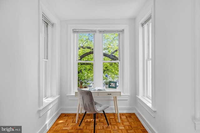 1524 5th St NW, Washington, DC 20001 - office space featuring baseboards