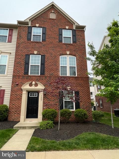 7007 Trek Way, Gainesville, VA 20155 - multi unit property featuring brick siding