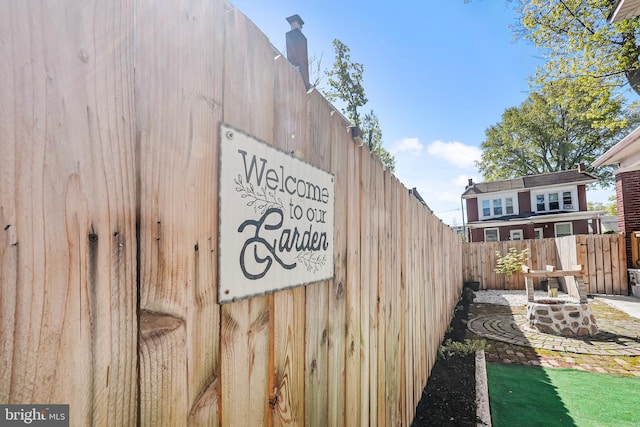 exterior space featuring fence