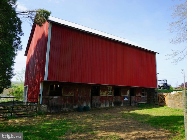view of outbuilding with an outbuilding