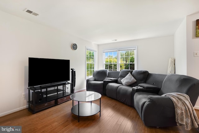 24 Amarillo Ct Unit 125, Germantown, MD 20874 - living area featuring wood-type flooring and baseboards
