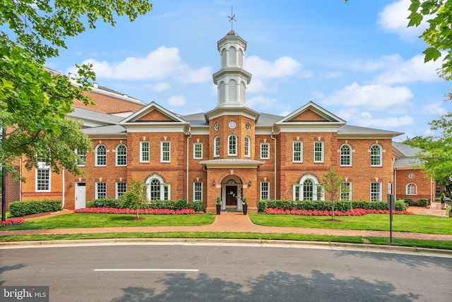 400 Cameron Station Blvd Unit 105, Alexandria, VA 22304 - view of front of house with brick siding and a front yard