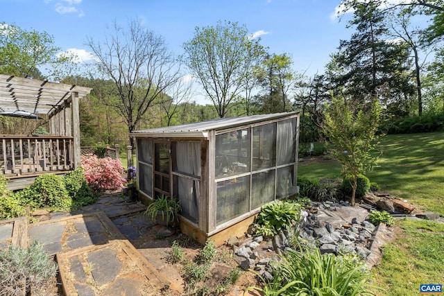 view of outbuilding