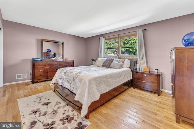 20 Wolfpack Rd, Hamilton, NJ 08619 - bedroom with visible vents, light wood finished floors, and baseboards