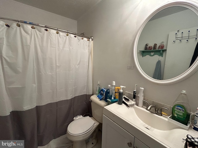 bathroom with a shower with shower curtain, toilet, and vanity