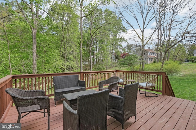deck with an outdoor hangout area and outdoor dining area