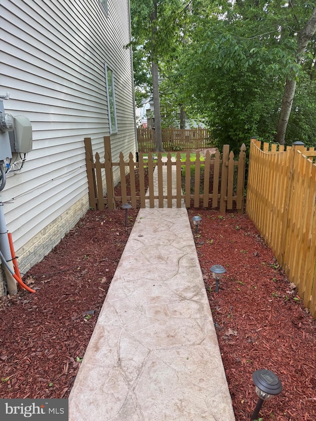 8800 Fenimore Pl, Bristow, VA 20136 - view of yard featuring fence