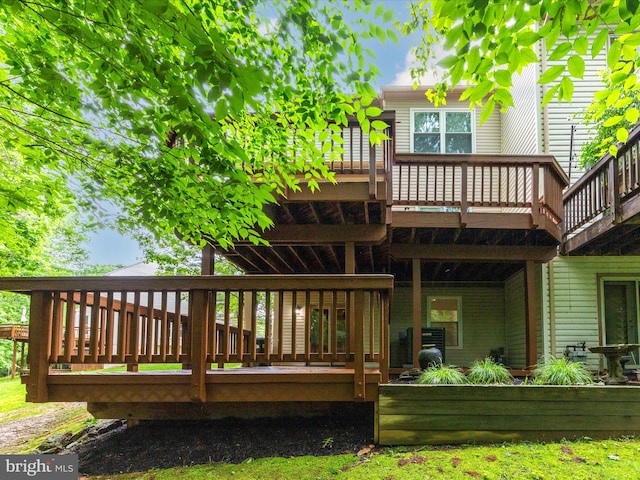 20216 Tidewinds Way, Germantown, MD 20874 - rear view of house featuring a deck