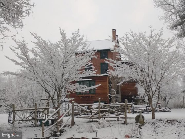 view of surrounding community