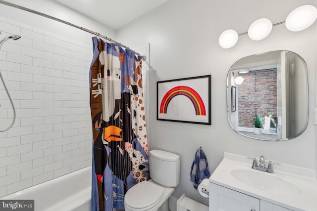 full bathroom featuring toilet, shower / tub combo with curtain, and vanity