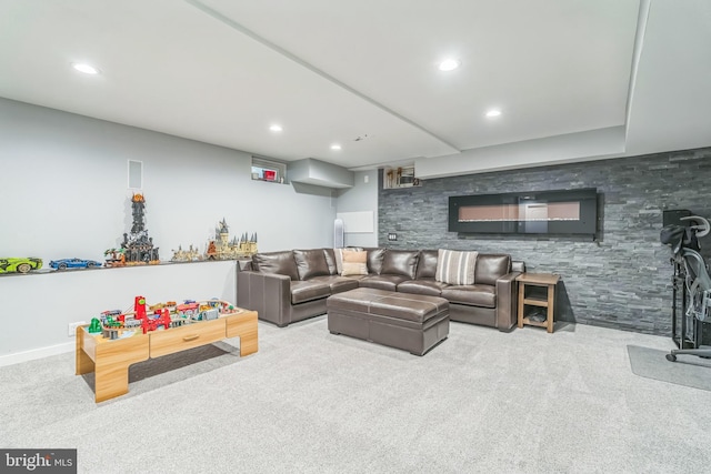 living room featuring recessed lighting and carpet