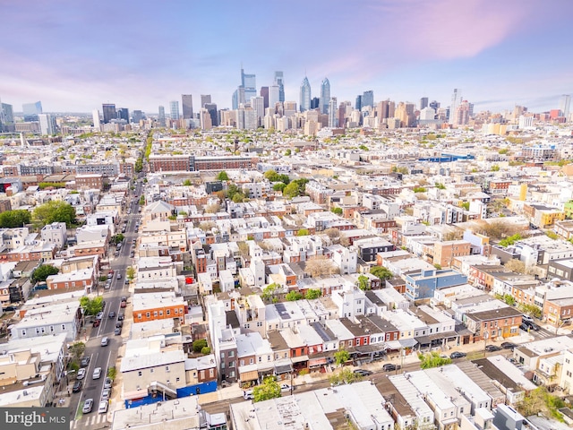 2131 Wharton St, Philadelphia, PA 19146 - birds eye view of property with a city view