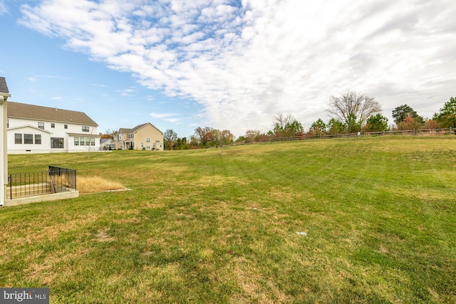11108 King Gallahan Ct, Clinton, MD 20735 - view of yard with fence