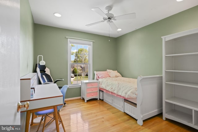 1602 Blacksmith Ln, Herndon, VA 20170 - bedroom featuring a desk, light wood-style flooring, recessed lighting, baseboards, and ceiling fan