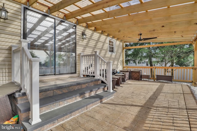 deck with a ceiling fan