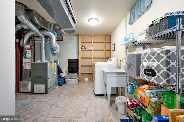 5433 Lomax Way, Woodbridge, VA 22193 - washroom with washer / dryer