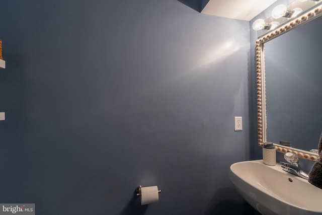 7815 Outing Ave, Pasadena, MD 21122 - bathroom with a sink