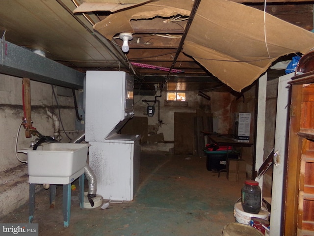 1933 N Palethorp St, Philadelphia, PA 19122 - basement with a sink