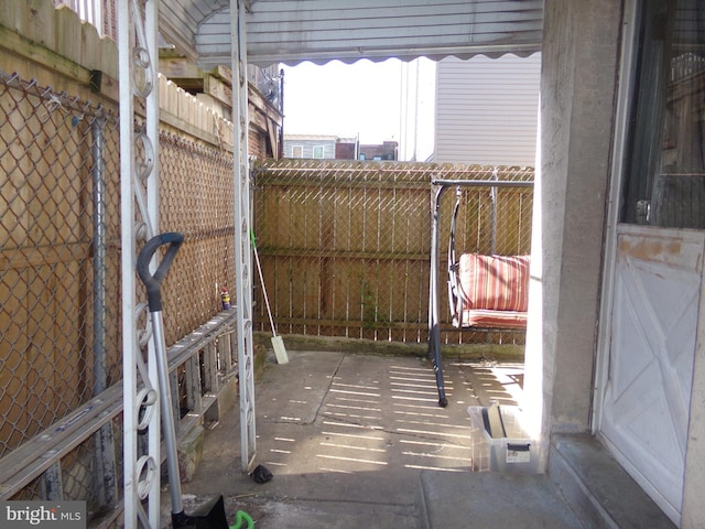 1933 N Palethorp St, Philadelphia, PA 19122 - view of patio