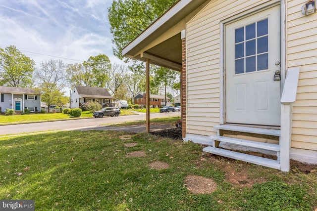 9410 Spotsylvania St, Manassas, VA 20110 - view of yard featuring a residential view and entry steps