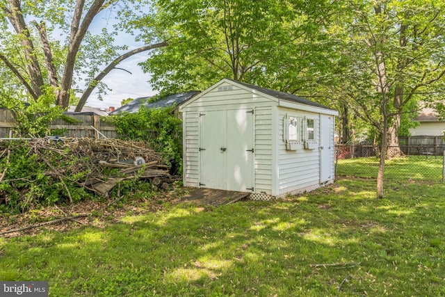 9410 Spotsylvania St, Manassas, VA 20110 - view of shed with a fenced backyard