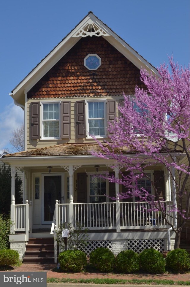 113 Beckwith St, Gaithersburg, MD 20878 - view of front of home featuring a porch