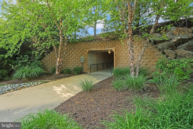 exterior space featuring driveway