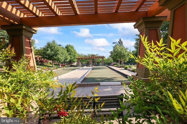 view of yard with a pergola
