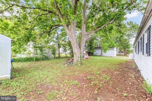 9 Central Ave, Pocomoke City, MD 21851 - view of yard
