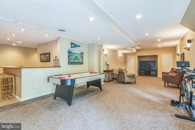 playroom with recessed lighting, carpet flooring, baseboards, and a bar