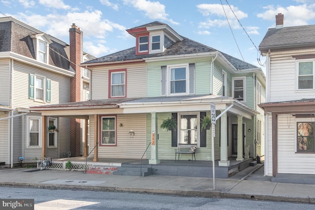 view of front of property with covered porch